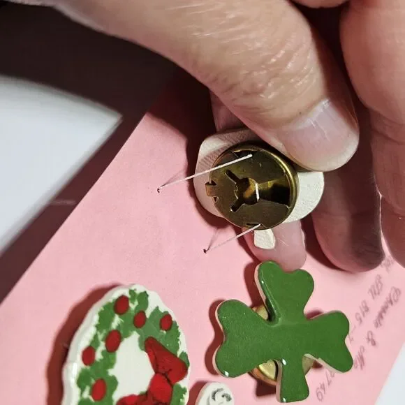 Chessie & Me Vintage Ceramic Holiday Button Covers - Picture 8 of 16